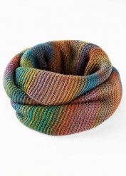 Szal-komin z efektowną nicią. Czerwone szaliki bonprix, bez wzorów, eleganckie. Za 62.99 zł.