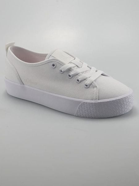 S.Oliver Sneakersy w kolorze białym rozmiar: 41. Białe trampki S.Oliver, bez wzorów, bez zapięcia. Za 147.31 zł.