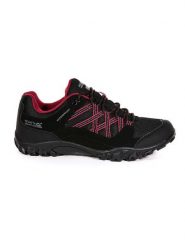 Regatta Buty trekkingowe "Edgepoint III" w kolorze czarnym rozmiar: 42. Czarne trekkingi Regatta, z tkaniny, outdoorowe. Za 160.95 zł.