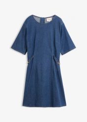 Sukienka jeansowa z bawełny z domieszką stretchu. Białe sukienki bonprix, bez wzorów, z bawełny, bez kołnierzyka, bez ramiączek. Za 142.99 zł.