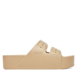 Klapki Freedom Moses. Brązowe klapki Freedom Moses, bez wzorów, bez obcasa. Za 189.99 zł.