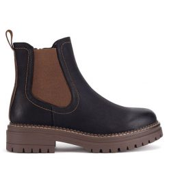 Botki Clara Barson. Czarne botki Clara Barson, bez wzorów, bez obcasa, na płaskiej podeszwie, bez zapięcia. Za 159.99 zł.