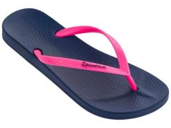 Japonki plażowe damskie Ipanema Anatomic Tan FEM. Niebieskie klapki Ipanema, bez wzorów, z gumy, bez obcasa, na płaskiej podeszwie. Za 52.64 zł.