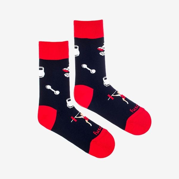 Skarpety Coqui 35-38, czerwone. Białe skarpety 909, bez wzorów. Za 95.99 zł.