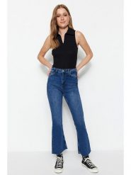 Trendyol Dżinsy - Flare fit - w kolorze niebieskim rozmiar: 34. Niebieskie jeansy Trendyol, bez wzorów, z podwyższonym stanem. Za 83.42 zł.
