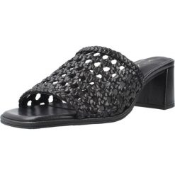 Buty UNISA MABIA CRF Czarny. Czarne trekkingi Unisa, ze skóry, trekkingowe. Za 477.99 zł.