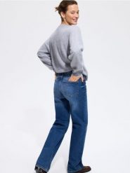 Jeansy straight comfort - granatowy. Niebieskie jeansy Reserved, bez wzorów. Za 139.99 zł.