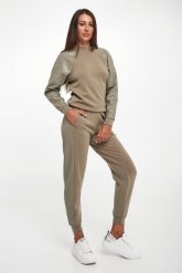 Spodnie dresowe damskie logowane ARMANI EXCHANGE. Spodnie dresowe Armani Exchange, s, bez wzorów, z dresówki. Za 559.00 zł.