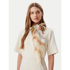 Szal Guess. Szaliki Guess, z aplikacjami. Za 299.99 zł.