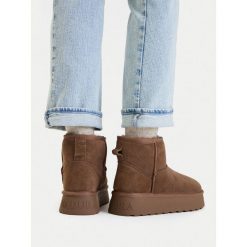 Śniegowce Badura. Brązowe trapery i śniegowce Badura. Za 229.99 zł.