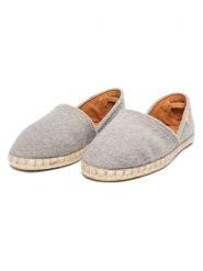 Living Kitzbühel Espadryle "Living Kitzbühel x Verbena" w kolorze szarym rozmiar: 39. Szare espadryle Living Kitzbühel, bez wzorów, bez obcasa, bez zapięcia. Za 198.45 zł.