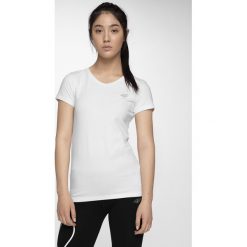 T-shirt damski TSD002A - biały. Białe t-shirty 4f, bez wzorów, bez kołnierzyka, bez ramiączek. W wyprzedaży za 29.99 zł.