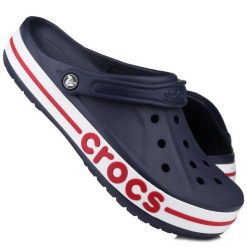 Chodaki klapki sandały sportowe basenowe Crocs CROCBAND. Białe klapki Crocs, bez zapięcia, trekkingowe. W wyprzedaży za 219.00 zł.