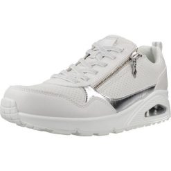 Buty SKECHERS UNO METALLIC SLIDERS Biały. Białe trekkingi Skechers, z syntetyku, trekkingowe. Za 433.99 zł.
