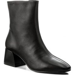 Botki VAGABOND - Alice 4516-001-20 Black. Czarne botki Vagabond, bez wzorów, z materiału, bez obcasa, na obcasie, bez zapięcia. W wyprzedaży za 319.00 zł.