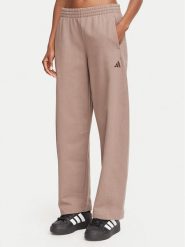 Adidas Spodnie dresowe Small Logo KV9838 Beżowy ciemny Barrel Fit. Brązowe spodnie dresowe Adidas, l, bez wzorów, z bawełny. Za 279.99 zł.
