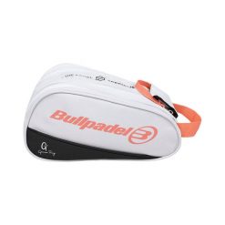 Bullpadel kosmetyczka BPN26019 biała. Brązowe kufry i kosmetyczki bullpadel, bez wzorów, bez dodatków. Za 228.99 zł.