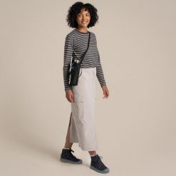 Damska spódnica midi Craghoppers NosiLife Pro. Brązowe spódnice Craghoppers, bez wzorów, eleganckie, midi. Za 410.55 zł.