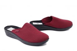 METEOR 709 Marianna bordowy, kapcie damskie. Czerwone obuwie domowe Meteor, bez wzorów, bez zapięcia. Za 50.99 zł.