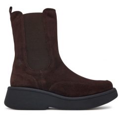 Botki Fly London. Brązowe botki Fly London, bez wzorów, bez obcasa, na płaskiej podeszwie, bez zapięcia. Za 834.99 zł.