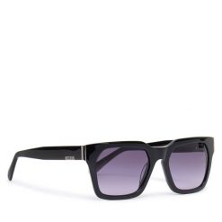 Okulary przeciwsłoneczne Guess. Czarne okulary przeciwsłoneczne Guess, z aplikacjami. Za 399.99 zł.