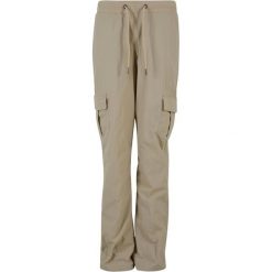 Nylonowe Spodnie Cargo Dla Kobiet. Brązowe spodnie dresowe Urban Classics, xs, bez wzorów, z nylonu. Za 179.99 zł.
