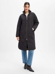 JJXX płaszcz pikowany Kobiety czarny, M. Czarne płaszcze JJXX, m, bez wzorów, bez kaptura. Za 399.95 zł.