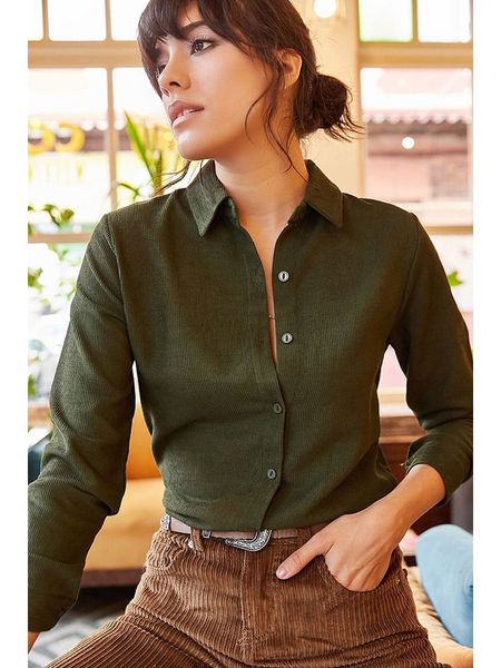 Olalook Koszula w kolorze ciemnozielonym rozmiar: S. Zielone koszule Olalook, s, bez wzorów, z bawełny, bez kołnierzyka, bez ramiączek. Za 69.91 zł.