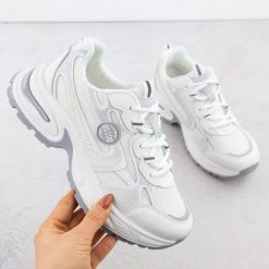 Półbuty damskie sportowe białe Big Star RR274A191. Białe obuwie sportowe Big Star, z tkaniny, bez zapięcia. Za 259.99 zł.