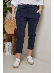 Curvy Lady Spodnie w kolorze granatowym rozmiar: 44/46. Niebieskie spodnie materiałowe Curvy Lady, na co dzień, bez wzorów, z materiału, z standardowym stanem. Za 167.45 zł.