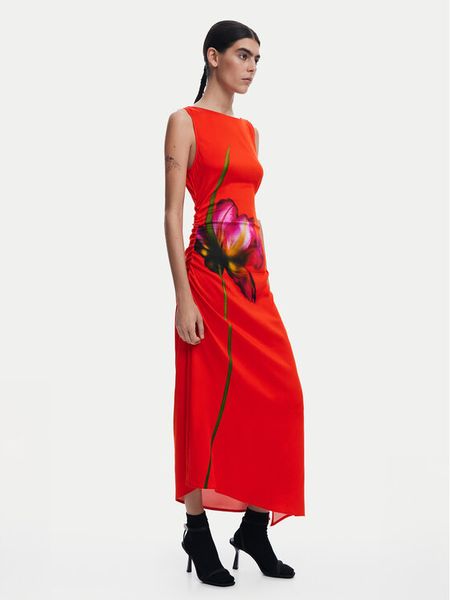 Desigual Sukienka codzienna Reims 25SWVW07 Czerwony Regular Fit. Czerwone sukienki Desigual, na co dzień, m, bez wzorów, z wiskozy, bez kołnierzyka, bez ramiączek, proste. Za 414.34 zł.