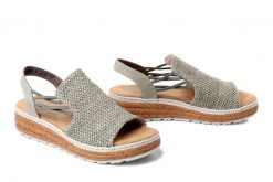 RIEKER 62741-52 green, sandały damskie. Zielone sandały Rieker, bez wzorów, bez obcasa, bez zapięcia. Za 319.90 zł.