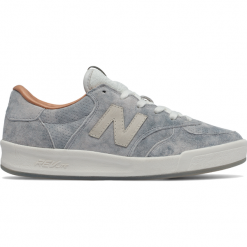 New Balance WRT300GD. Trampki New Balance. W wyprzedaży za 199.99 zł.