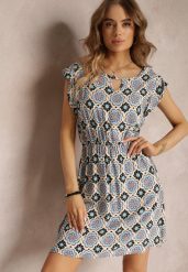 Niebiesko-Czarna Bawełniana Sukienka Mini w Mozaikowy Wzór z Gumką w Talii Fiyona. Niebieskie sukienki Renee, l, bez wzorów, z bawełny, bez kołnierzyka, bez ramiączek, mini. W wyprzedaży za 29.99 zł.