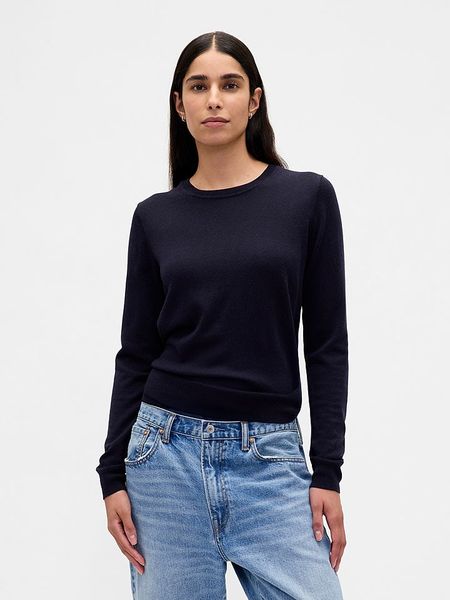 GAP Sweter w kolorze granatowym rozmiar: L. Niebieskie swetry GAP, l, bez wzorów, bez ramiączek. Za 122.38 zł.