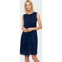 Grantowa sukienka z koronką. Sukienki Greenpoint. Za 129.99 zł.