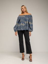 Tantra Bluzka w kolorze niebieskim rozmiar: onesize. Niebieskie bluzki Tantra, bez wzorów, bez kołnierzyka, bez ramiączek. Za 118.01 zł.