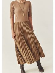 TATUUM Sukienka w kolorze jasnobrązowym rozmiar: 40. Brązowe sukienki Tatuum, bez wzorów, bez kołnierzyka, bez ramiączek, maxi. Za 235.50 zł.