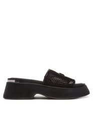DKNY Klapki K1537441 Czarny. Czarne klapki DKNY, bez wzorów, ze skóry, bez obcasa. Za 399.99 zł.