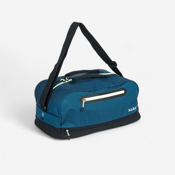 Torba pływacka Nabaiji 27 l Duffle bag. Białe torby na ramię NABAIJI, bez wzorów, z materiału, na ramię, małe, bez dodatków. Za 79.99 zł.
