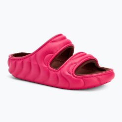 Klapki Crocs Classic Cozzzy Overpuff Sandal. Czerwone klapki Crocs, bez wzorów, bez obcasa. Za 229.99 zł.