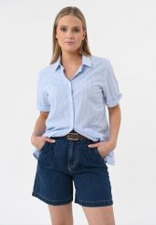 Szorty jeansowe E-LEXIA. Niebieskie koszule Volcano, bez wzorów, z jeansu, eleganckie. Za 149.99 zł.