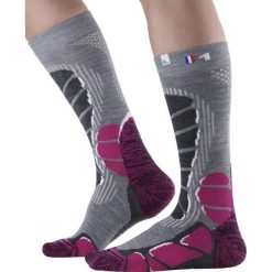 Skarpetki Monnet Jarrette Extra Light. Czerwone skarpety MONNET, bez wzorów. Za 139.00 zł.
