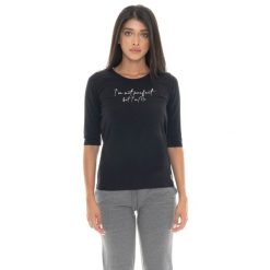 Koszulka Leone 1947 Braid Damen z 3/4-Ęrmeln aus Stretch-Baumwolle. Czarne bluzki LEONE 1947 APPAREL, bez wzorów, z bawełny, sportowe, bez kołnierzyka, bez ramiączek. W wyprzedaży za 72.48 zł.