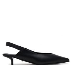 Sandały Max Mara. Czarne sandały Max Mara, bez wzorów, bez obcasa, na szpilce, bez zapięcia. Za 2,499.00 zł.