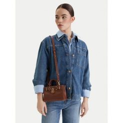 Torebka Tommy Hilfiger. Czarne torebki klasyczne TOMMY HILFIGER, bez wzorów, bez dodatków. Za 699.99 zł.
