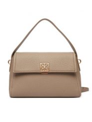 Calvin Klein Torebka Emblem Hw Pebble Shoulder Bag 25 LV04F3425G Beżowy. Brązowe torebki klasyczne Calvin Klein, bez wzorów, ze skóry, bez dodatków. Za 569.99 zł.