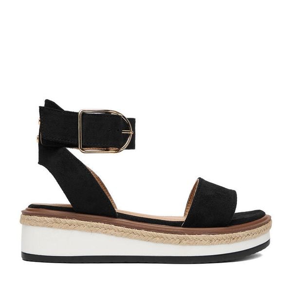 Sandały DeeZee. Czarne sandały DeeZee, bez wzorów, bez obcasa, na płaskiej podeszwie, bez zapięcia. Za 119.99 zł.