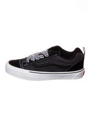 Vans Sneakersy w kolorze czarnym rozmiar: 37. Czarne trampki Vans, bez wzorów, z materiału, bez zapięcia. Za 384.45 zł.
