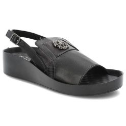 Czarne Sandały S.Barski Stylowe Obuwie Damskie. Czarne sandały S.BARSKI, z aplikacjami, eleganckie, bez obcasa, na koturnie, bez zapięcia. Za 149.00 zł.